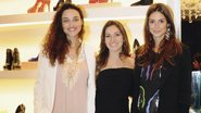 Efigênia Garms recebe as atrizes Débora Nascimento e Thaila Ayala em sua loja, SP.