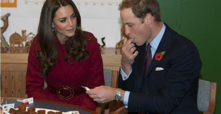 Kate Middleton e Príncipe William: ela não aceitou comer amendoim - The Grosby Group