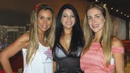 Renata Banhara, Sylvia Design e Joana Machado brilham em feijoada, em SP.