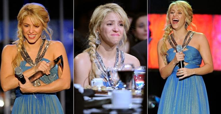 Shakira se emociona em homenagem - Getty Images