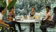 Ana Maria Braga grava participação em 'Malhação' com elenco da novela - Divulgação/ Rede Globo