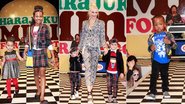 Gwen Stefani durante desfile de sua coleção infantil em Los Angeles - Getty Images