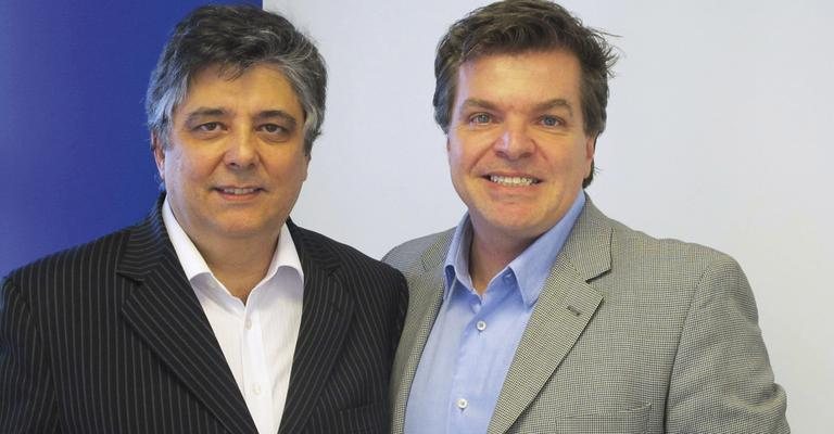 Em São Paulo, Paulo Gregoraci é entrevistado por Carlos Bonetti para atração transmitida pela Net e TVA.