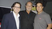 Em SP, Peter Thomas e Mario Moreira, de famosa rede de academias, recebem Walter Longo, ao centro, em palestra.