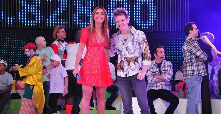 Sabrina Sato e Michel Teló - Divulgação/RedeTV!