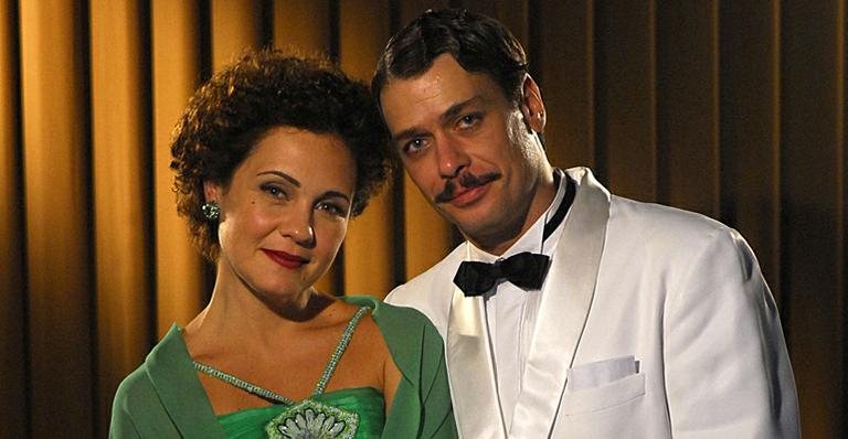 Adriana e Fábio em Dalva e Herivelto - TV Globo / Renato Rocha Miranda