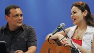 Paulo Carvalho recebe a cantora Barbara Marques em atração da JustTV, em SP.