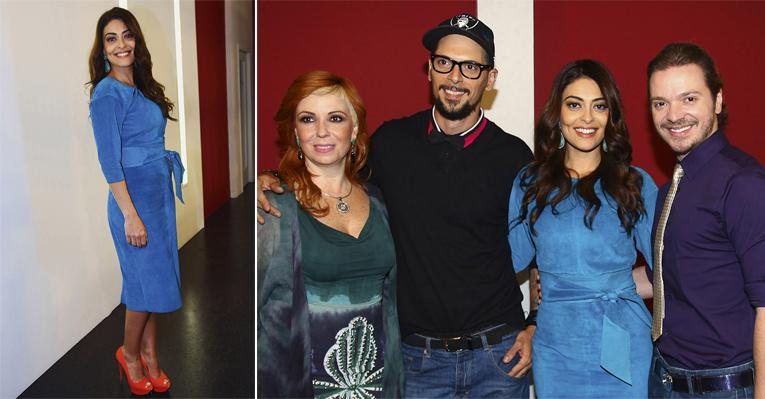 Em São Paulo, Juliana apresenta a segunda temporada do reality show que comanda. A atriz entre Wanda Alves, Ricardo dos Anjos e Tiago Parente, seus parceiros no programa. - João Sal