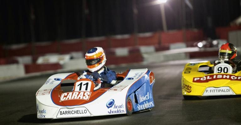 Piloto CARAS e vips em prova de kart