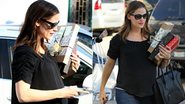 Grávida, Jennifer Garner faz compras de Natal - Splash News