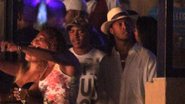 Ronaldinho Gaúcho é fotografado cercado de mulheres em show no Rio - Raphael Mesquita / PhotoRioNews