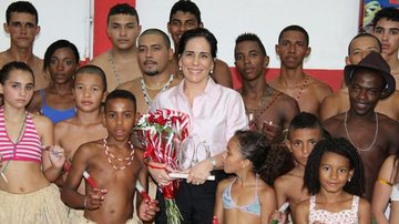 Gloria Pires em prêmio de escola de samba - Thiago Mattos / AgNews