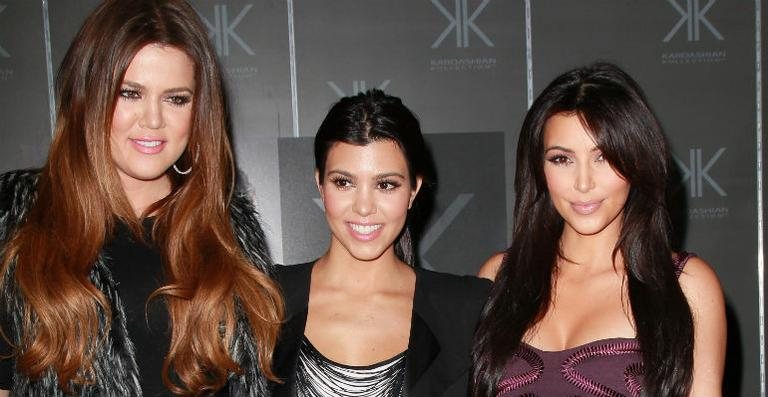 Kourtney, Kim e Khloe Kardashian - Getty Images