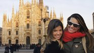 Mãe também de Lucca e Bruna, a apresentadora visita com a filha Thabata o esplêndido Duomo, a catedral de Milão.