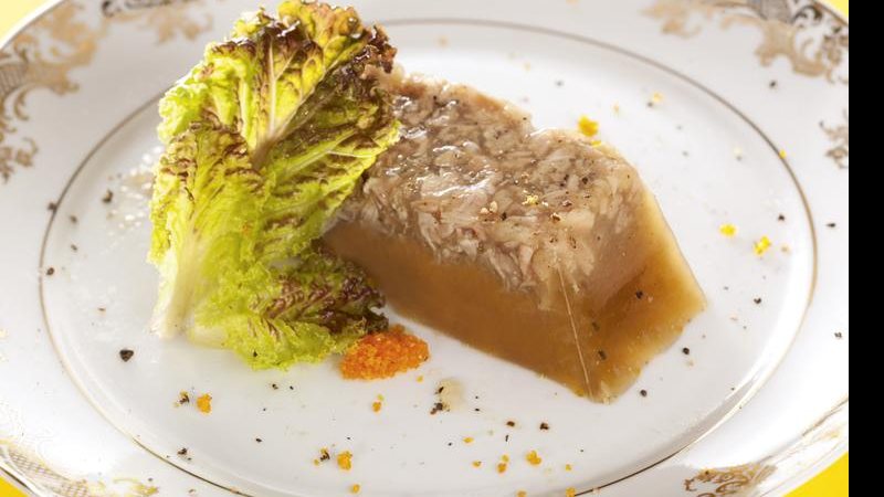 Aspic com ovas de peixe voador - André Ctenas