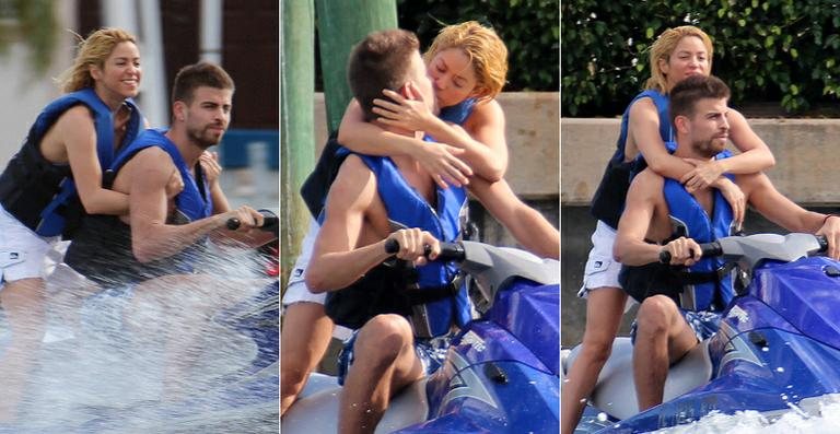 Shakira e Gerard Pique namoram no mar de Miami - Grosby Group