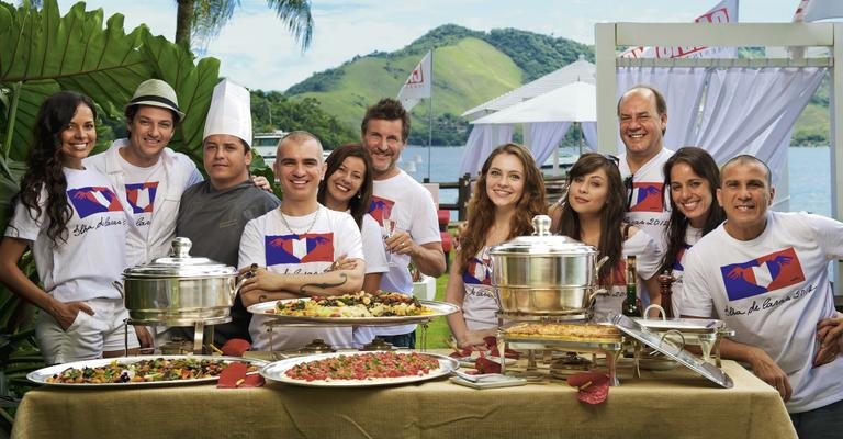 Michelle Martins, Marcelo Serrado, o chef Cláudio Ribeiro, Edson Cordeiro, o casal Antonio Calloni e Ilse Rodrigues, Cecília Dassi, Pitty, Paulo César Grande e a mulher, Cláudia Mauro, e Eri Johnson - Mariana Quintão