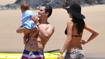 Orlando Bloom, Miranda Kerr e Flynn - GrosbyGroup