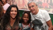 Regina Casé com Kalinde Maiara, filha e Magary Lord, e Caetano Veloso - Uran Rodrigues