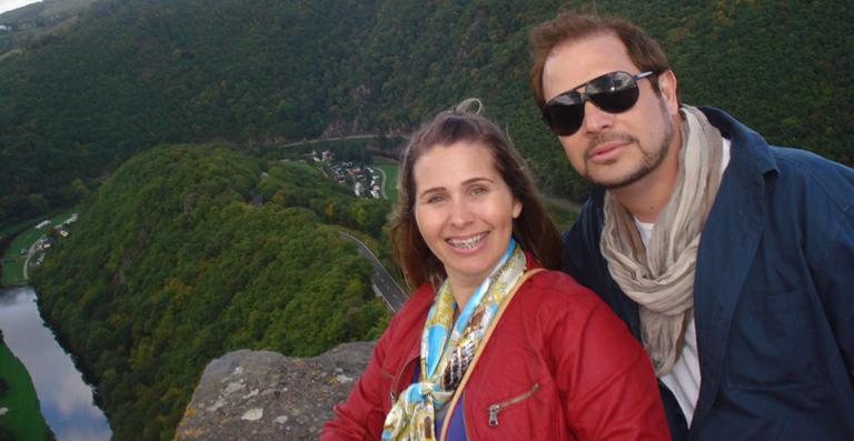 Andréia Sorvetão e Conrado celebraram os 17 anos de casamento na Europa - Arquivo Pessoal