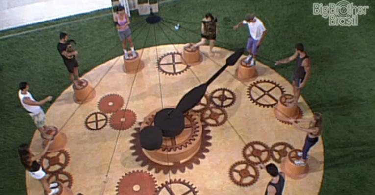 Participantes do BBB12 na segunda prova do líder - Reprodução/TV Globo