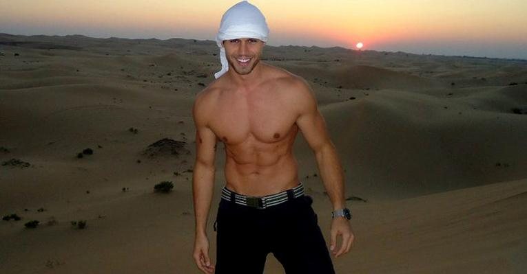 Jonas no deserto Al Khatim - candybox