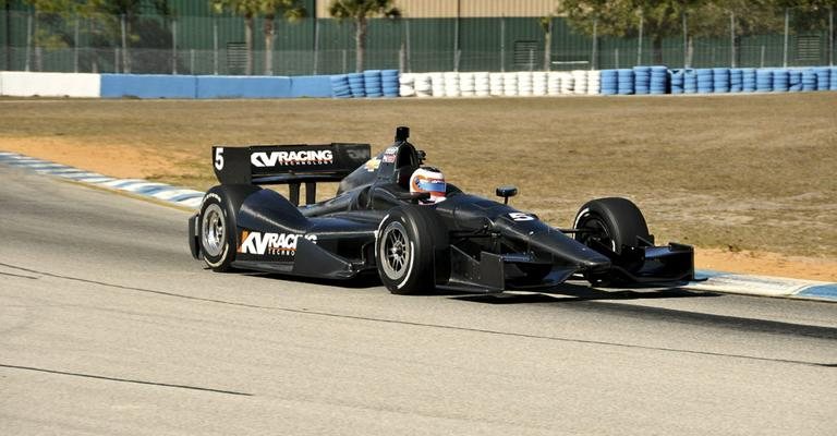 Rubens Barrichello causou excelente impressão em seus primeiros testes na Fórmula Indy.