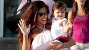 Filho de Juliana Paes dá um show de fofura no colo da mãe - Fábio Martins / AgNews