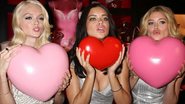 Beijos e corações: Lindsay Ellingson, a brasileira Adriana Lima e Doutzen Kroes celebram o Valentine's Day - Grosby Group