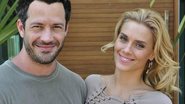 Quinzé (Malvino Salvador) e Teodora (Carolina Dieckmann) - TV Globo