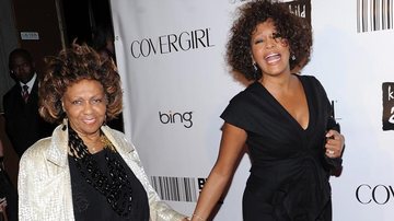 Whitney Houston com sua mãe Cissy Houston - Getty Images