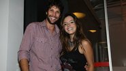 Gustavo Leão e Giovanna Lancellotti após a peça Mulheres Solteiras Procuram - Manuela Scarpa/Photo Rio News