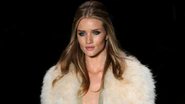 Rosie Huntington-Whiteley - Roberto Filho/AgNews