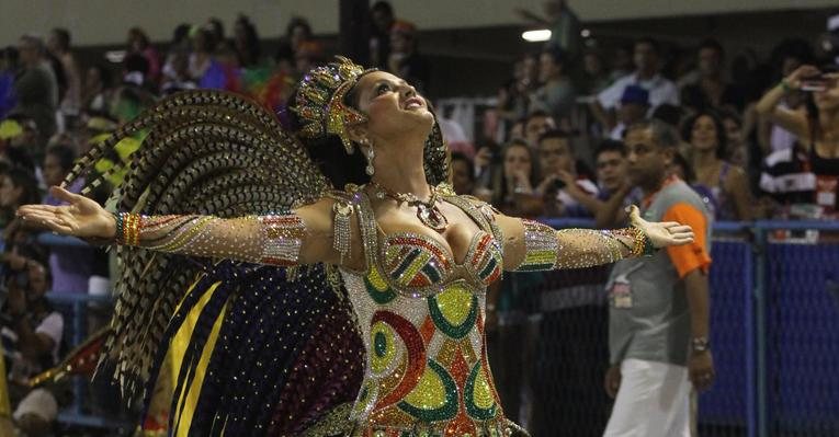 Luiza Brunet, a rainha da Imperatriz Leopoldinense - Dani Barcellos/AgNews