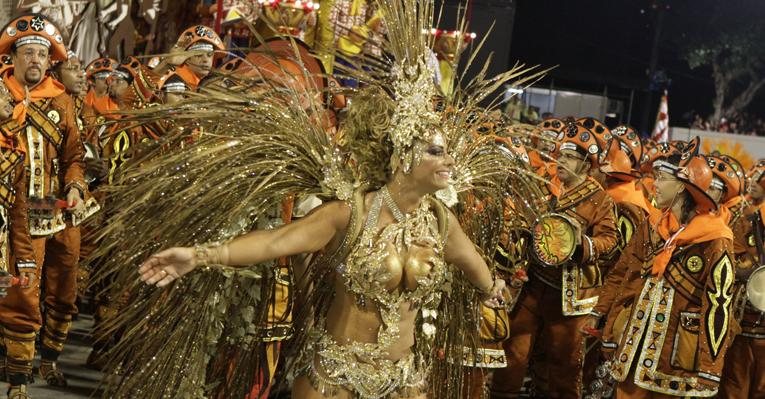 Viviane Araújo, rainha de bateria da Salgueiro - Raphael Mesquita / PhotoRioNews