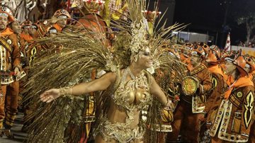 Viviane Araújo, rainha de bateria da Salgueiro - Raphael Mesquita / PhotoRioNews