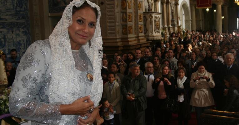 Fafá de Belém vai acompanhar a trajetória da imagem de Nossa Senhora de Nazaré - Divulgação