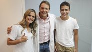 Milene Domingues e seu herdeiro, Ronald, vão à clínica de medicina esportiva de Rogério Padovan, em SP.