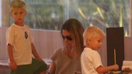 Fernanda Lima com os filhos gêmeos, João e Francisco - Marcus Pavão / AgNews