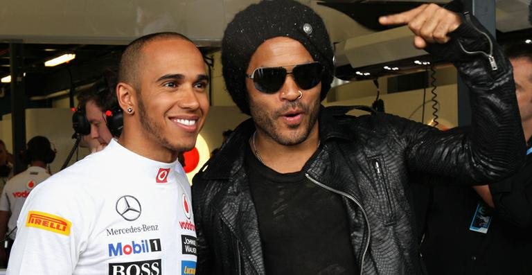 Lenny Kravitz conhece piloto Lewis Hamilton na Austrália - Getty Images