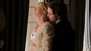 Uma Thurman e Robert Pattinson em cena de 'Bel Ami' - Divulgação