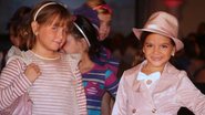 Jesuela Moro e Mel Maia em desfile infantil no Rio - Cleomir Tavares / Divulgação