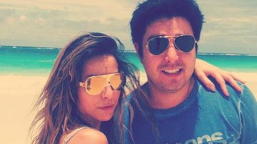 Sabrina e seu irmão, Karin, em Punta Cana - Reprodução/Twitter