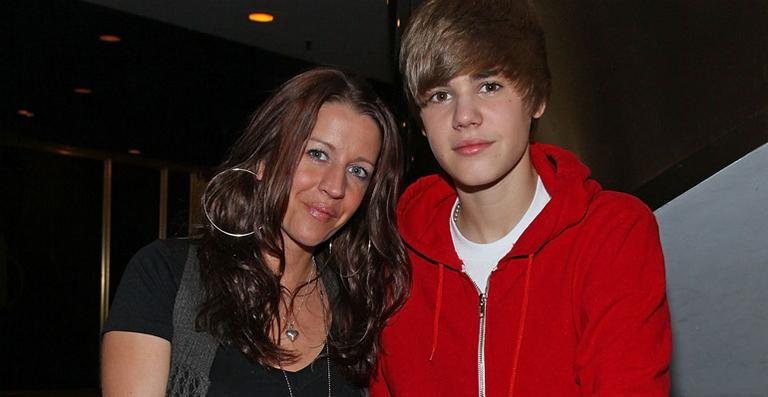 Pattie Mallette com o filho Justin Bieber - Getty Images