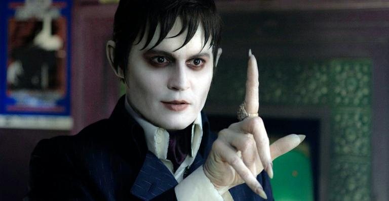 Johnny Depp caracterizado como o vampiro Barnabas Collins - Divulgação