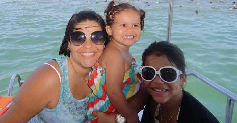 Laura Barreto com a mãe, Danielle, e a irmã, Luma - Arquivo Pessoal