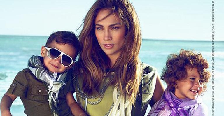 Jennifer Lopez com Max e Emme - Reprodução / Facebook Gucci