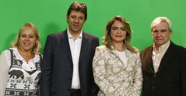 Fernando Haddad conversa com Zenilda Salvato, Liliane Ventura e Fausto Camunha na Rádio Trianon, SP.