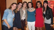 Dani Barros com as amigas Regiane Alves, Silvia Buarque, Christine Fernandes, Dira Paes e Alexandra Martins - Fausto Candelária / AgNews