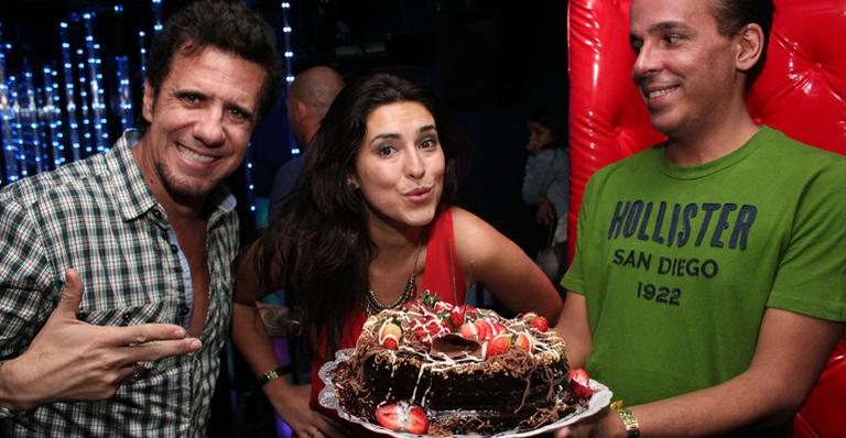 Fernanda Paes Leme comemorou seus 29 anos em festa com Tuca Fernandes em Salvador - Uran Rodrigues